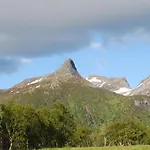 Alojamento de Turismo Selvagem Haugteig Lyngværet